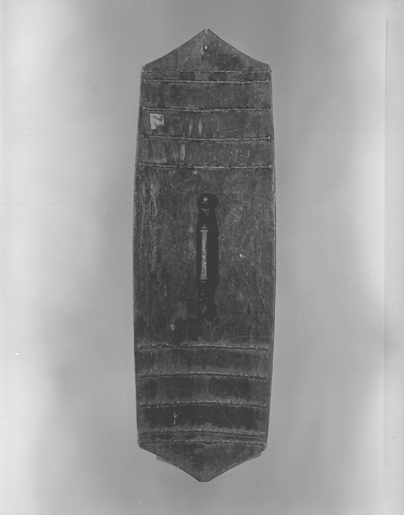 elementi decorativi antropomorfi (scudo, insieme) - manifattura indonesiana (sec. XIX)