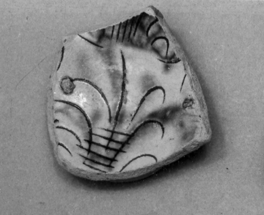 motivi decorativi vegetali (scodella, frammento) - ambito veneto (secc. XIV/ XV)