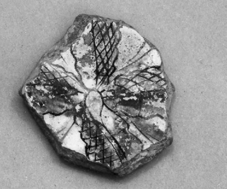 motivo decorativo floreale (scodella, frammento) - ambito veneto (seconda metà sec. XV)