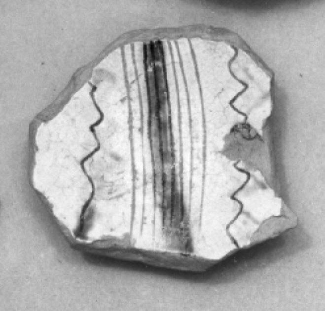 motivi decorativi geometrici e vegetali (scodella, frammento) - ambito veneto (seconda metà sec. XV)