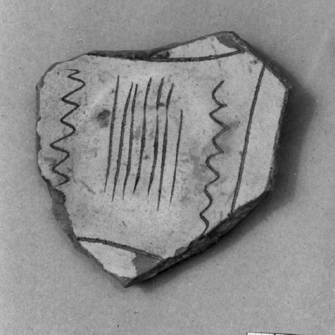 motivi decorativi geometrici (piatto, frammento) - ambito veneto (prima metà sec. XVI)