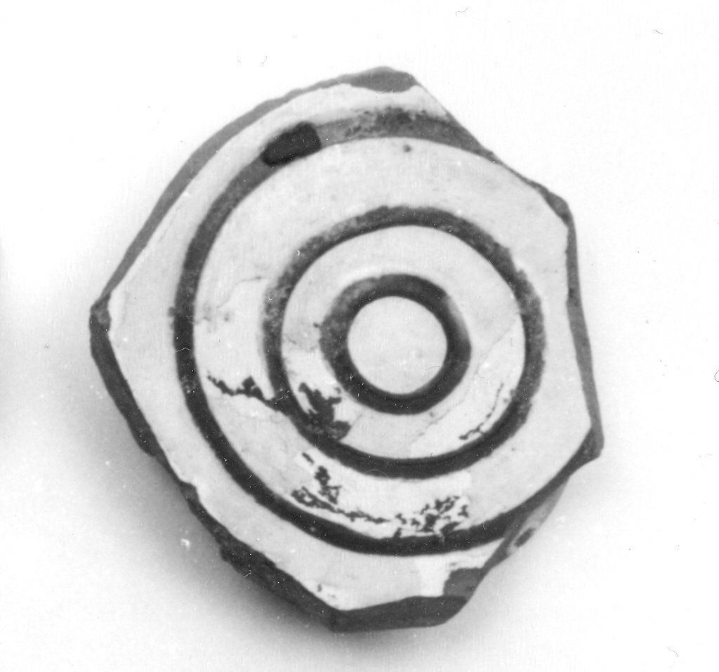 motivi decorativi (piatto, frammento) - ambito greco (fine/inizio secc. XII/ XIII)