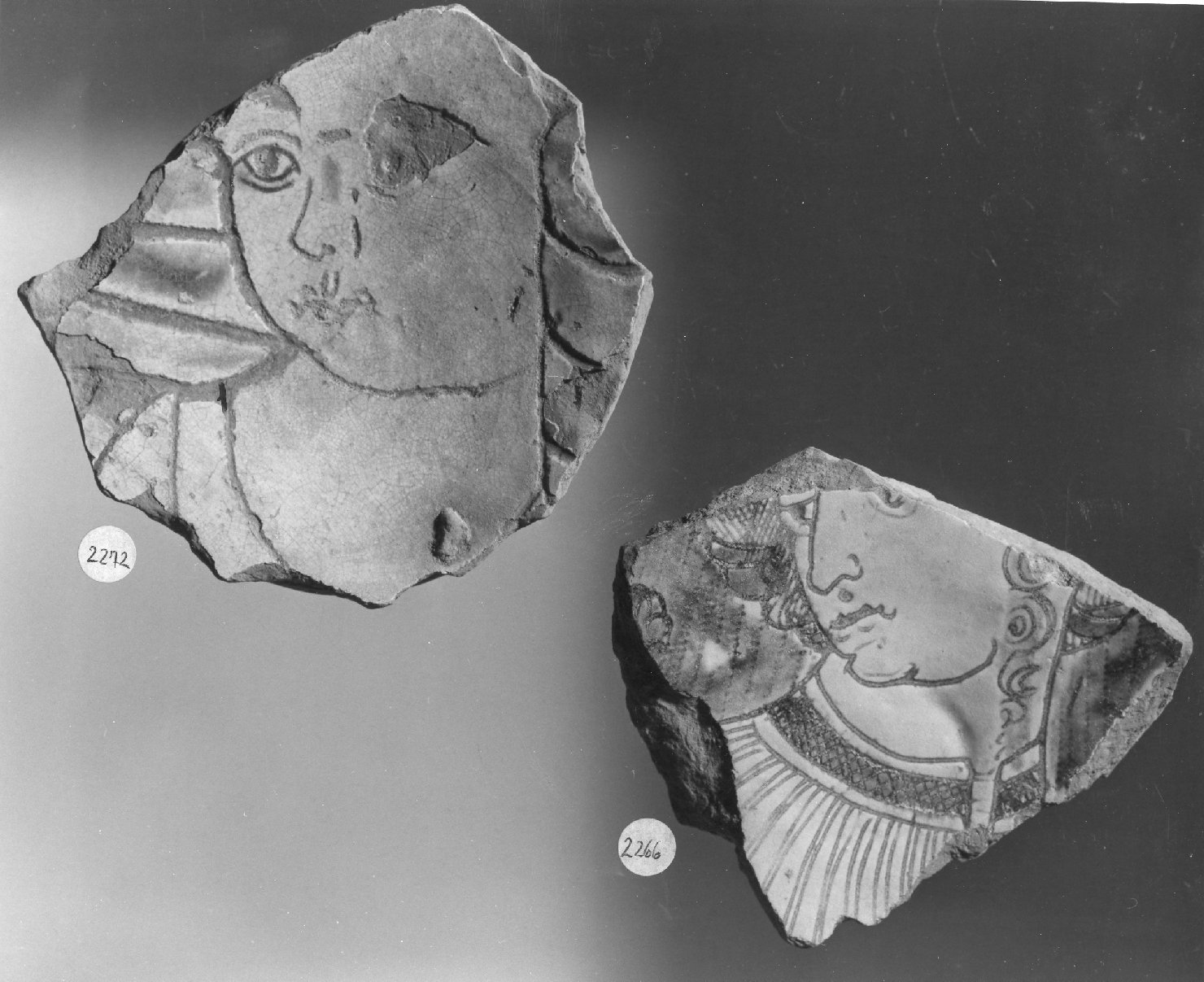 busto femminile (catino, frammento) - ambito veneziano (fine sec. XV)