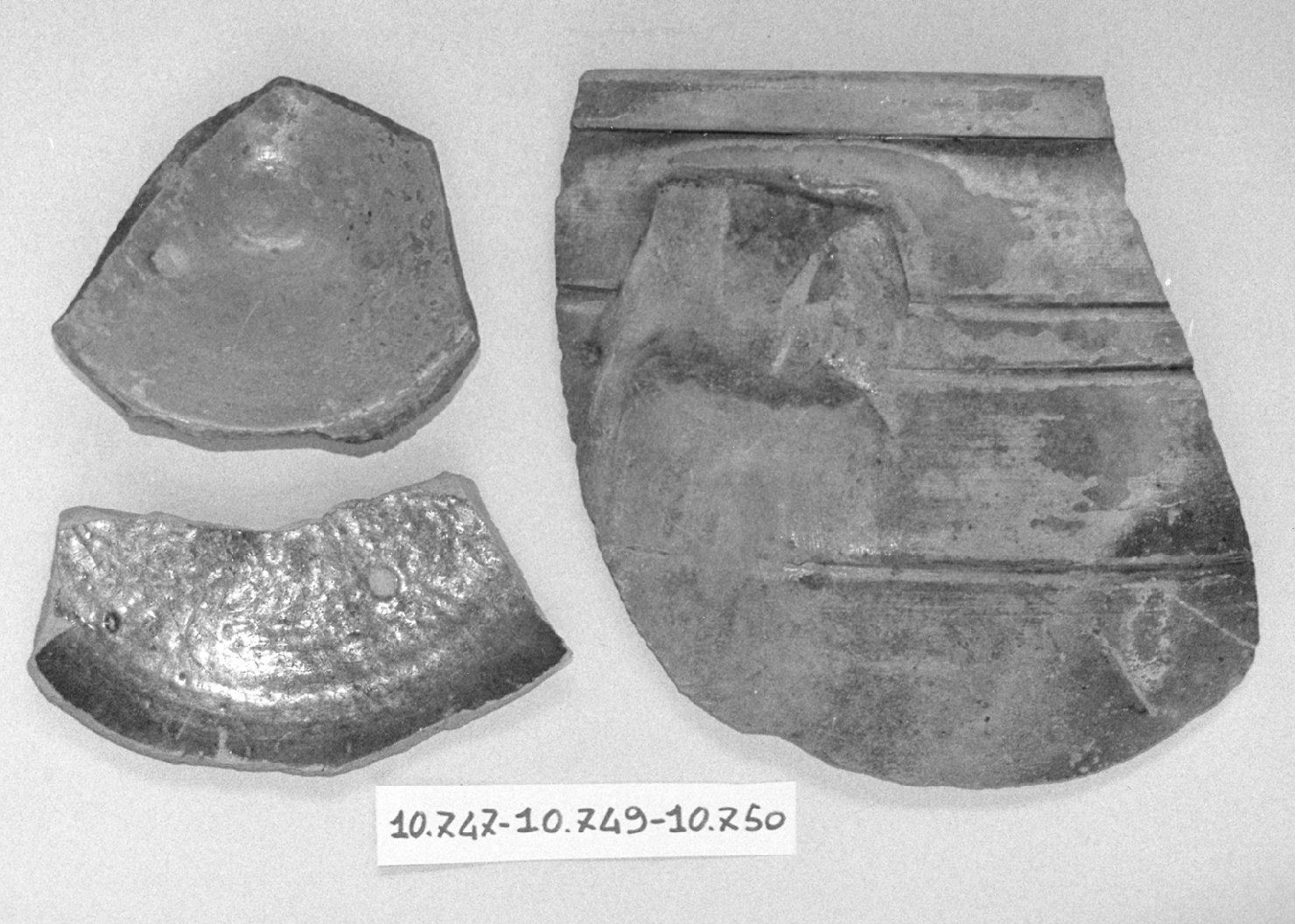 piatto, frammento - ambito veneto (secc. XIII/ XV)