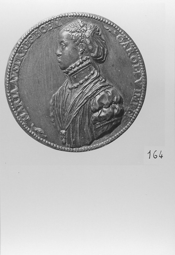 ritratto di Maria d'Austria, ritratto di donna (medaglia, opera isolata) - bottega tedesca (fine/inizio secc. XV/ XVI)