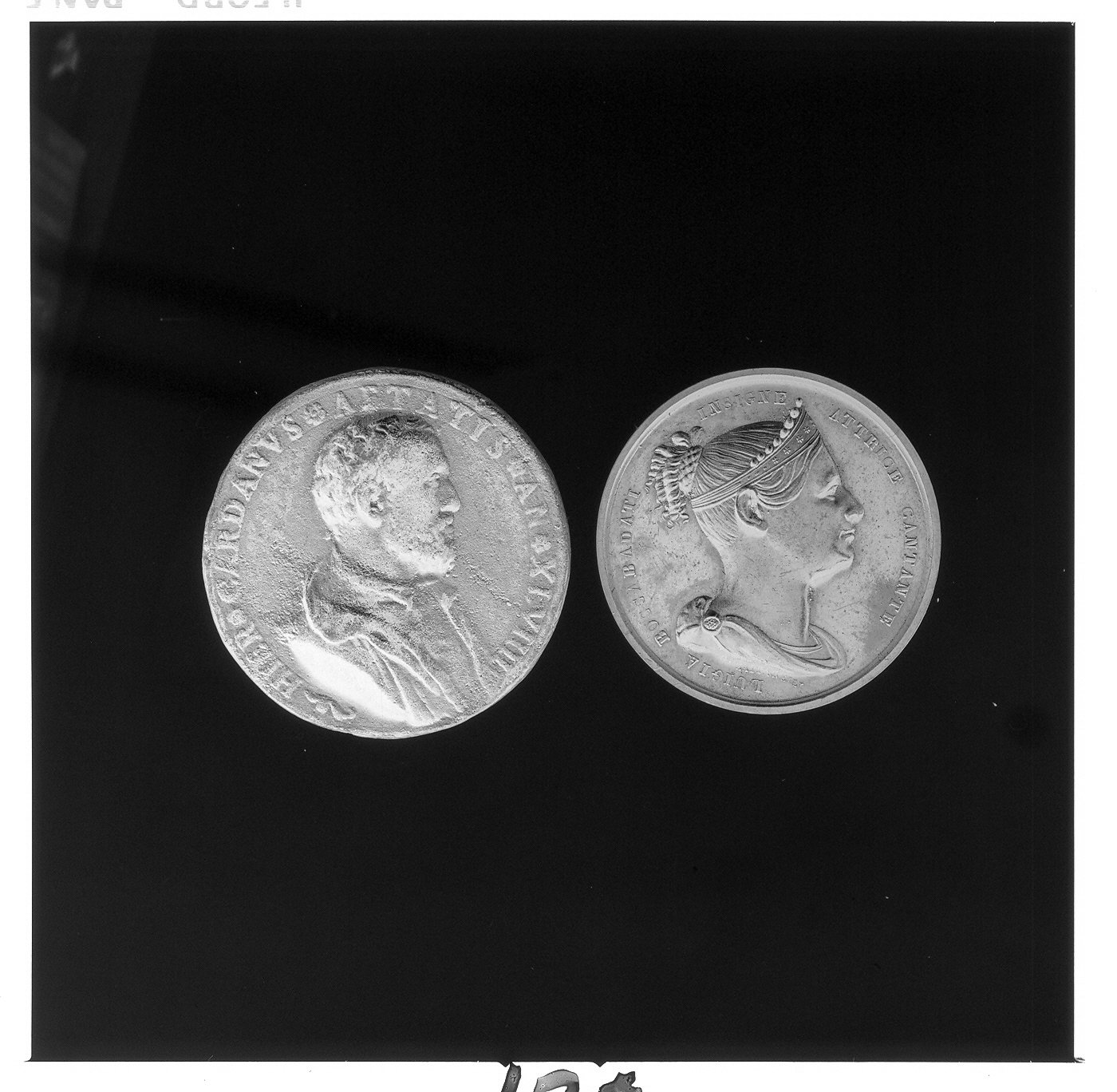 ritratto d'uomo di profilo (medaglia, opera isolata) - ambito pavese (sec. XVI)