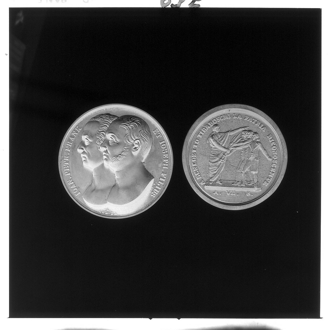 ritratto d'uomo (medaglia, opera isolata) - ambito pavese (sec. XIX)