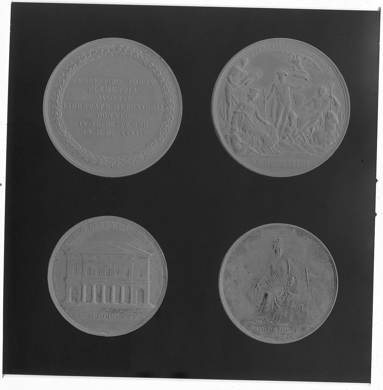 figura femminile (medaglia, opera isolata) - bottega veneta (sec. XVII)