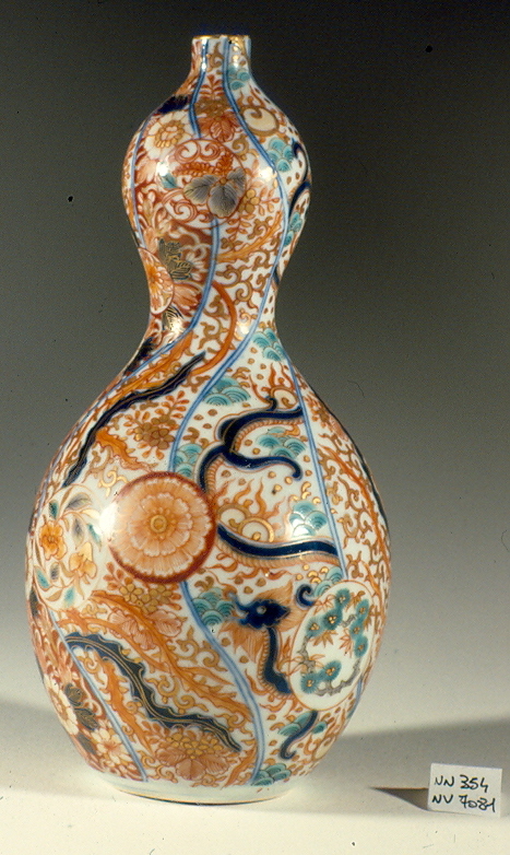 animali fantastici (bottiglietta, opera isolata) di Fukagawa (attribuito) (sec. XIX)