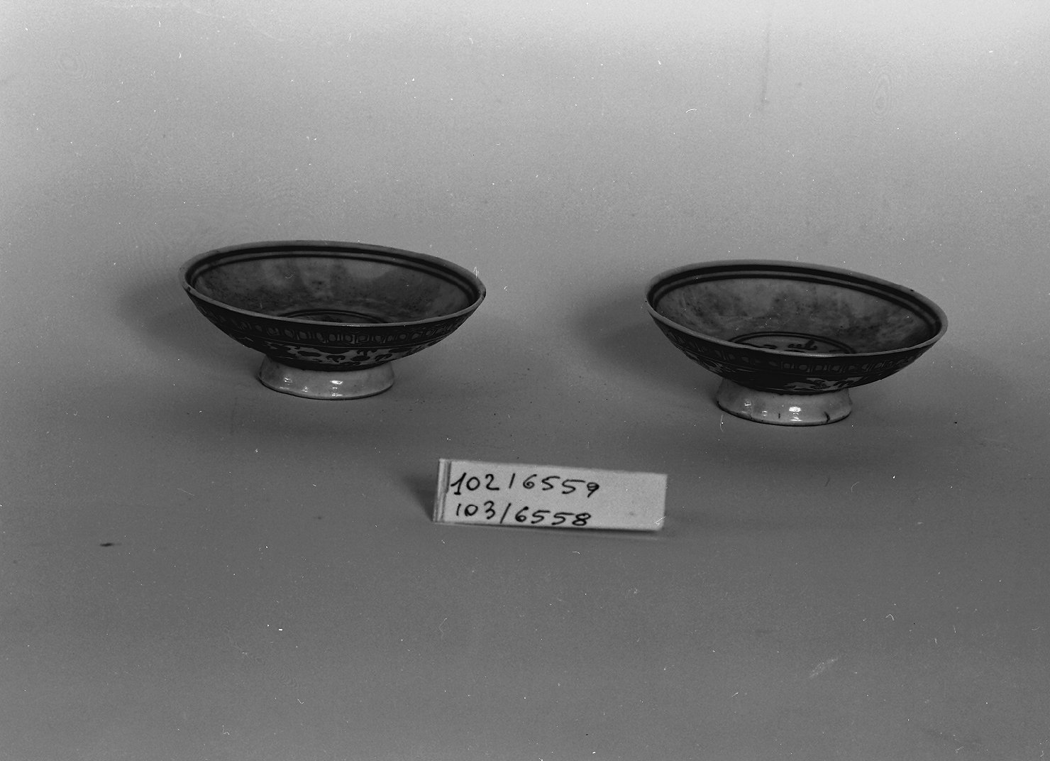 drago (piattino, serie) - ambito cinese (seconda metà sec. XVIII)