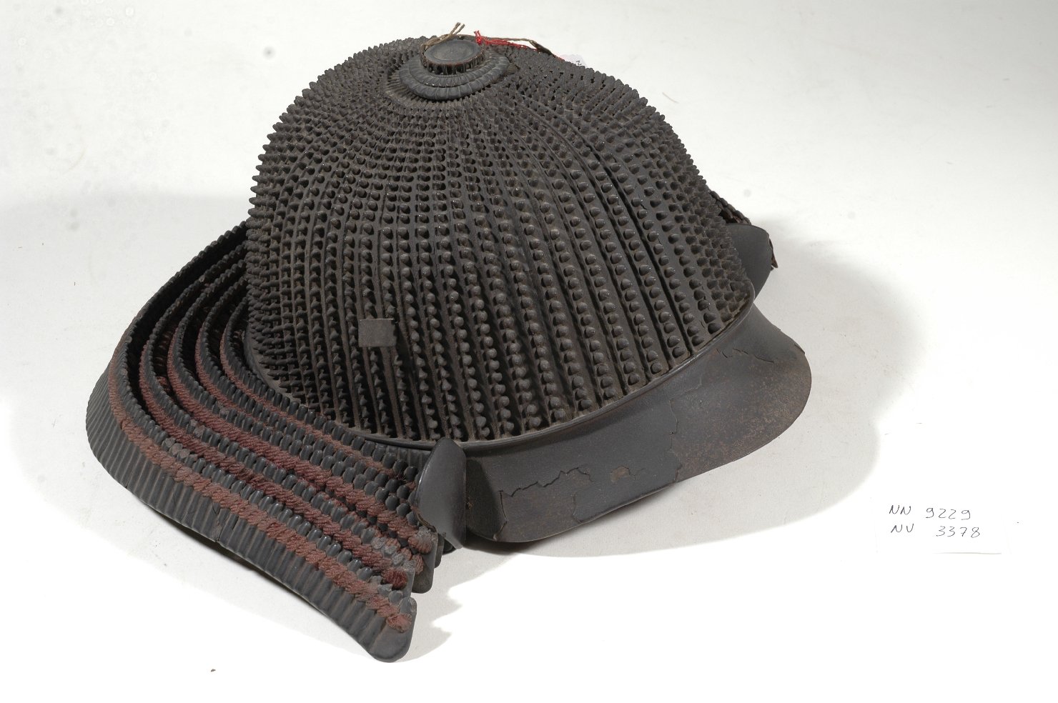 elmo, opera isolata - ambito giapponese (secc. XVII/ XIX)