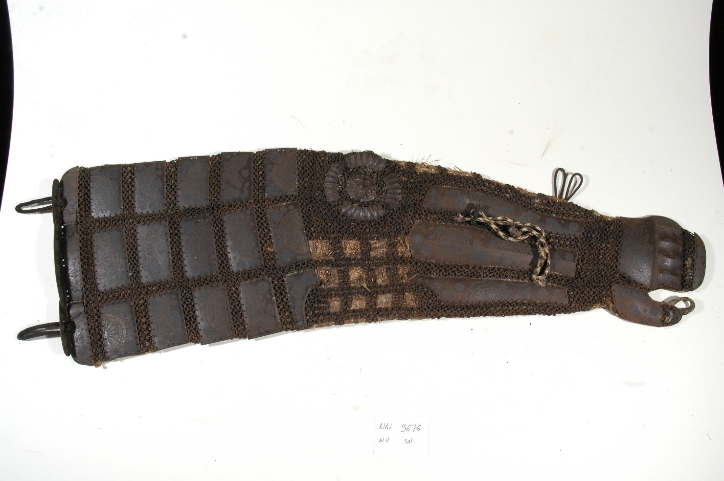 motivo decorativo zoomorfo (guanto, opera isolata) - ambito giapponese (secc. XVII/ XIX)