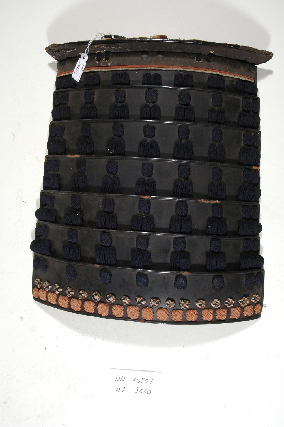 motivi decorativi floreali (spallaccio, opera isolata) - ambito giapponese (secc. XVII/ XIX)