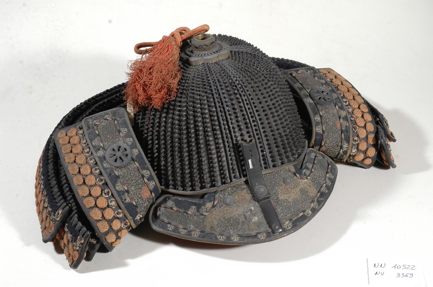 elmo, opera isolata - ambito giapponese (secc. XVII/ XIX)