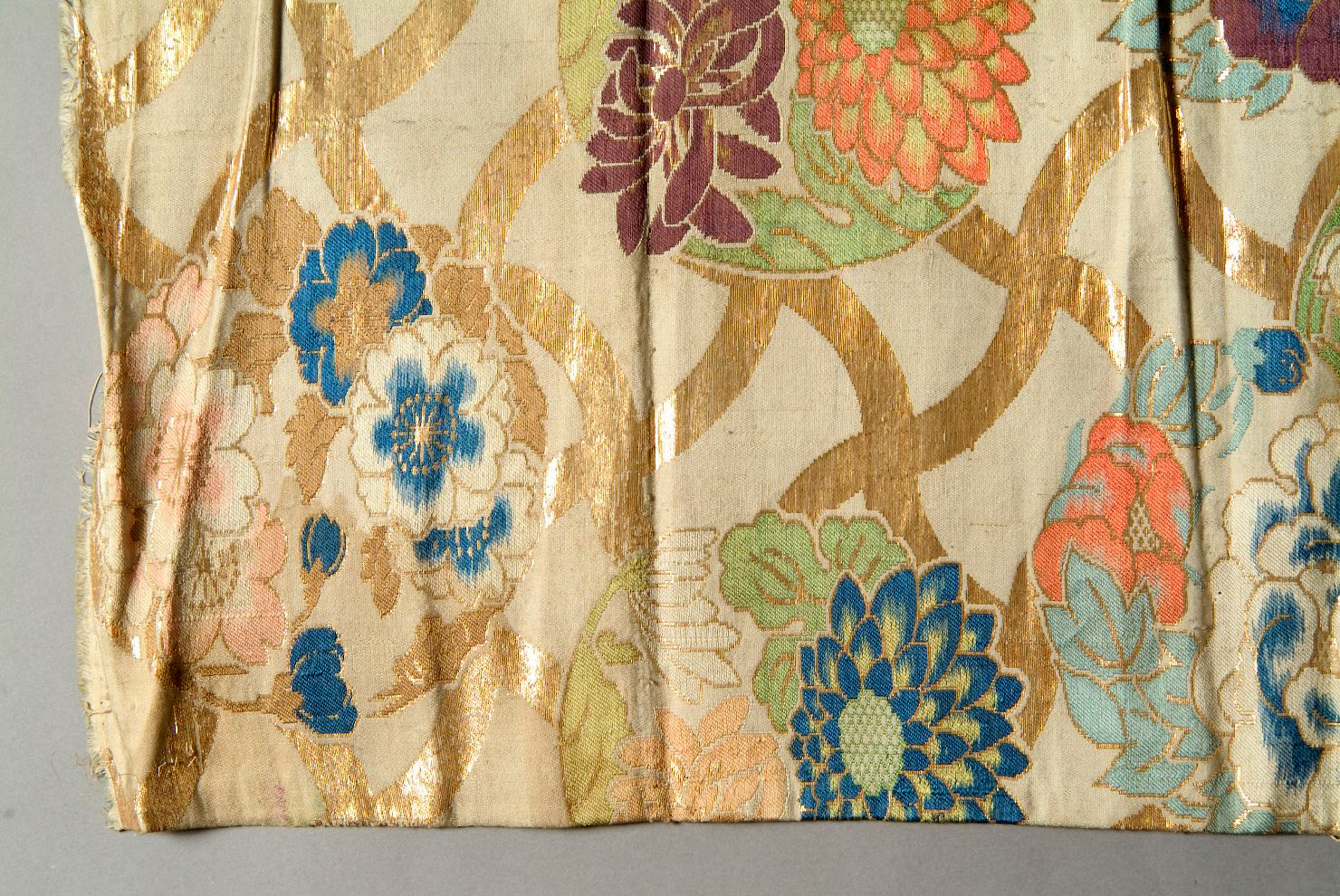 tessuto, opera isolata - ambito giapponese (secc. XVII/ XIX)