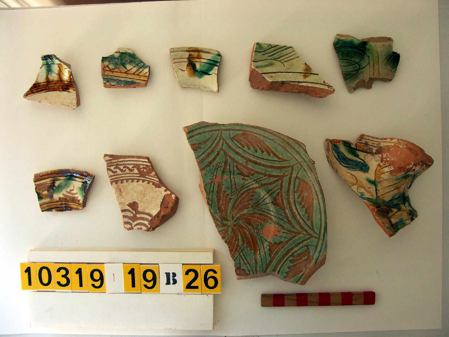 motivi decorativi geometrici (brocca, frammento) - ambito veneto (secc. XVI/ XVII)