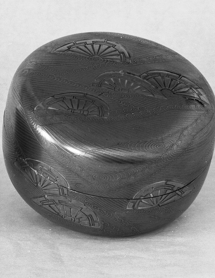 motivi decorativi (scatola, opera isolata) - ambito giapponese (secc. XVII/ XIX)