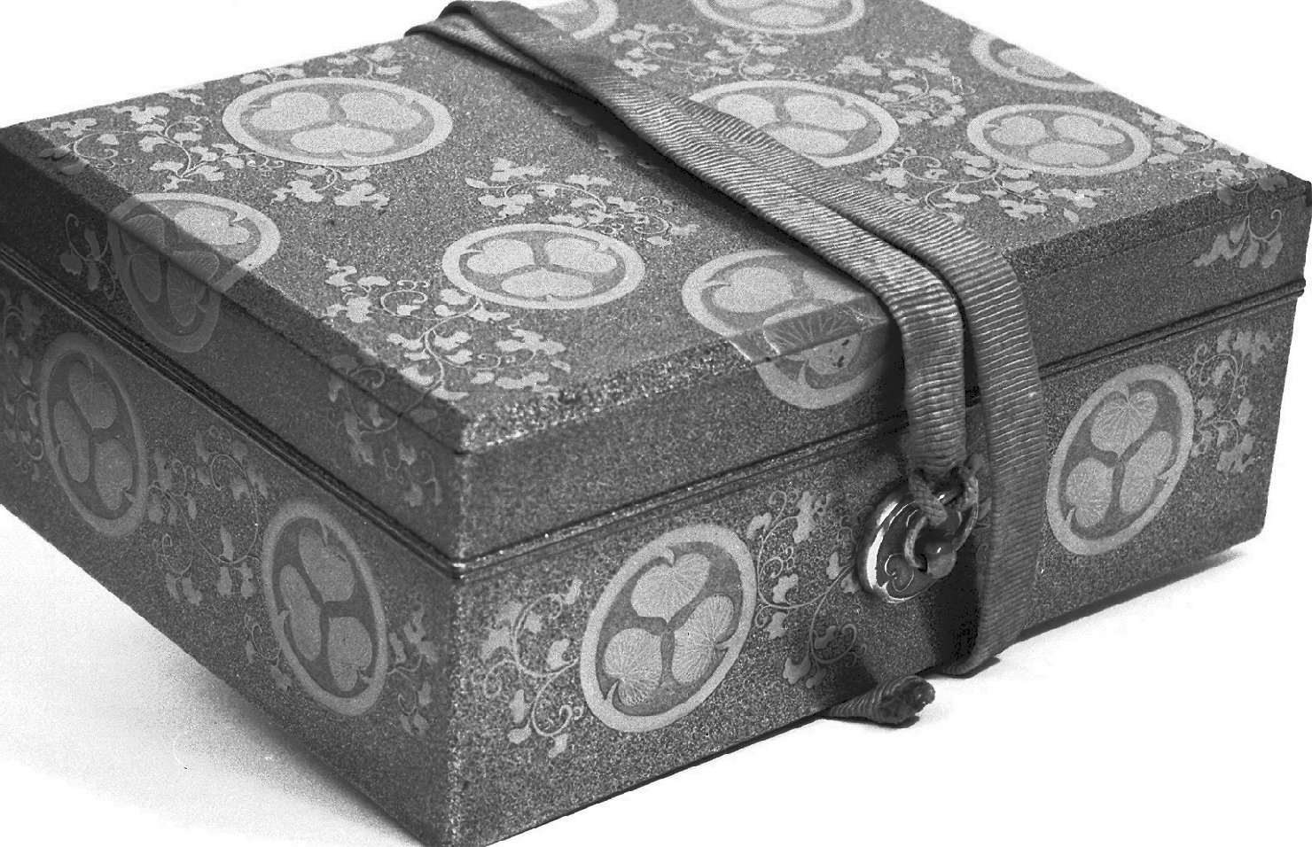 motivi decorativi (scatola, opera isolata) - ambito giapponese (secc. XVII/ XIX)