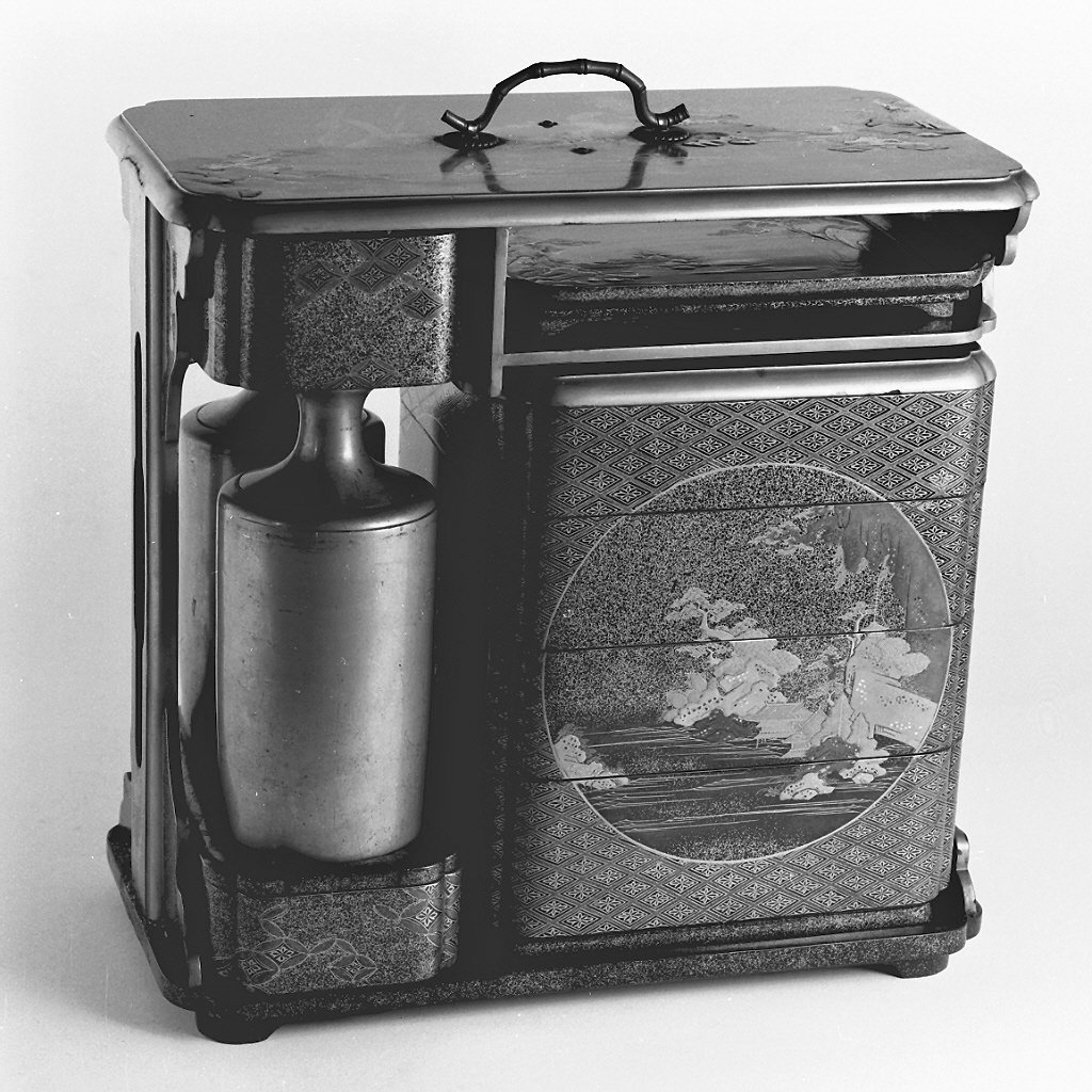 motivi decorativi (servizio da colazione, insieme) - ambito giapponese (secc. XVII/ XIX)