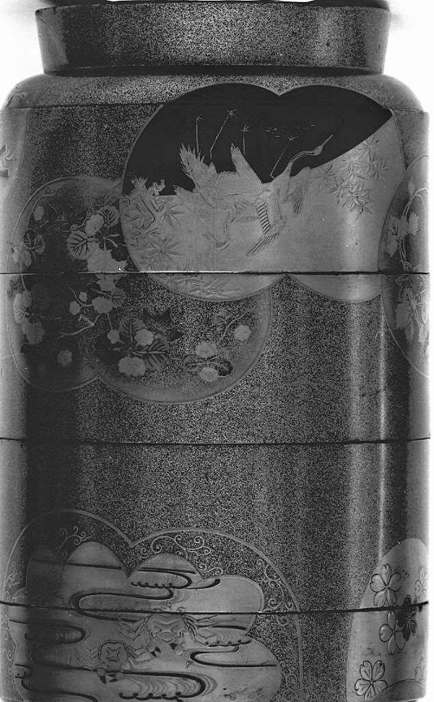 motivi decorativi (portavivande, opera isolata) - ambito giapponese (secc. XVII/ XIX)