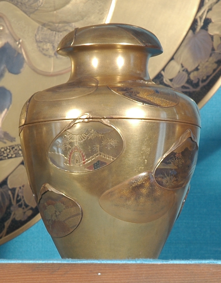 motivi decorativi (scatola, opera isolata) - ambito giapponese (secc. XVII/ XIX)