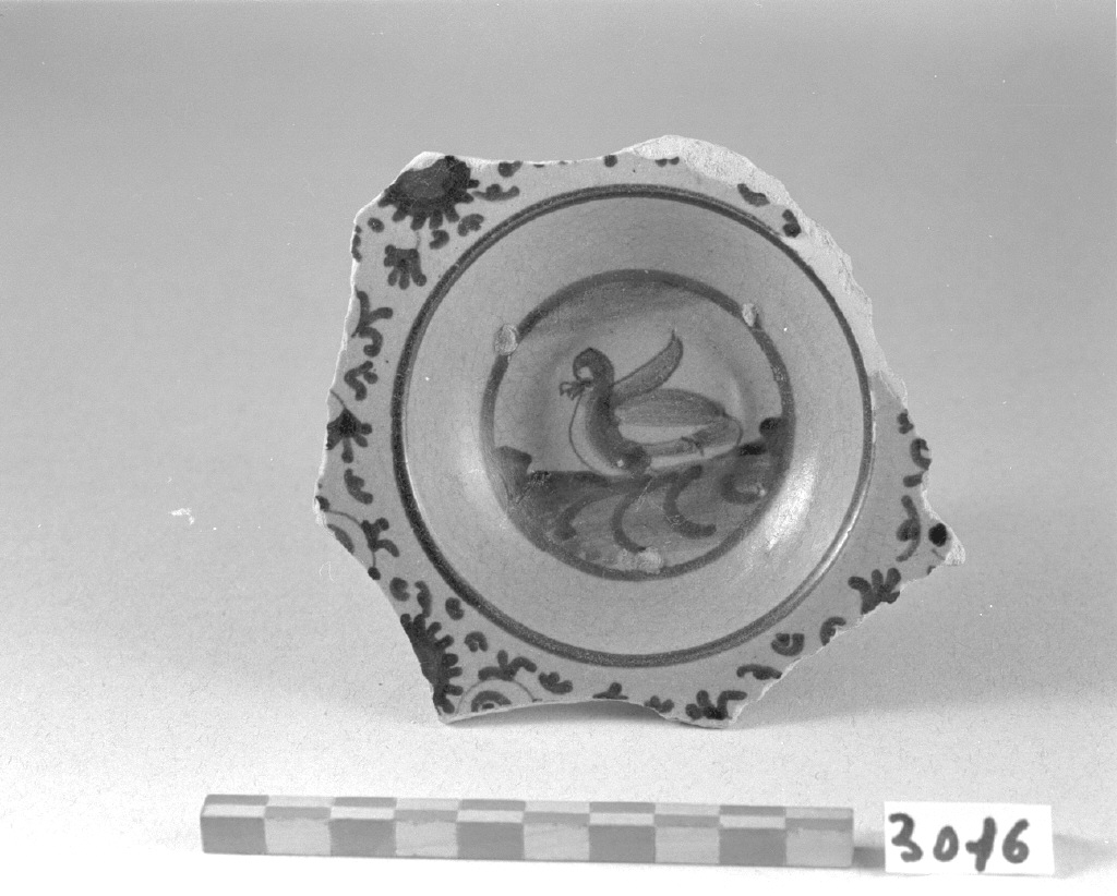 motivo decorativo zoomorfo (scodellina, opera isolata) - bottega faentina (secc. XV/ XVI)