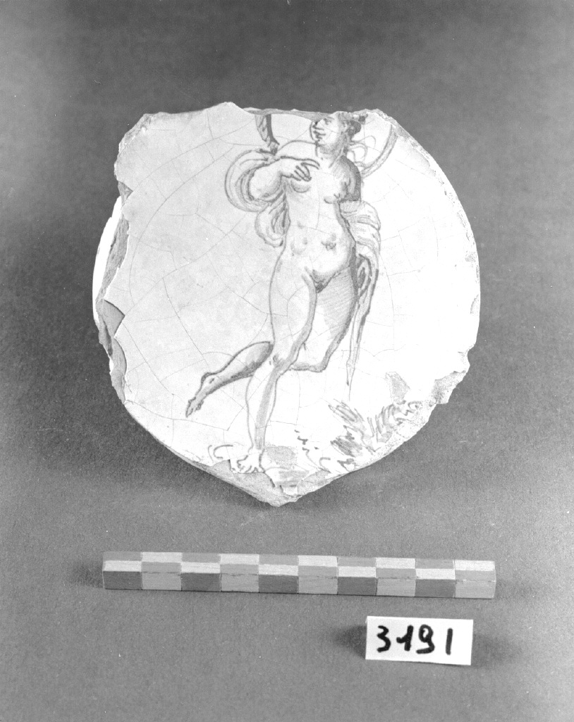 Venere (piatto, frammento) - produzione veneziana (secc. XVI/ XVII)