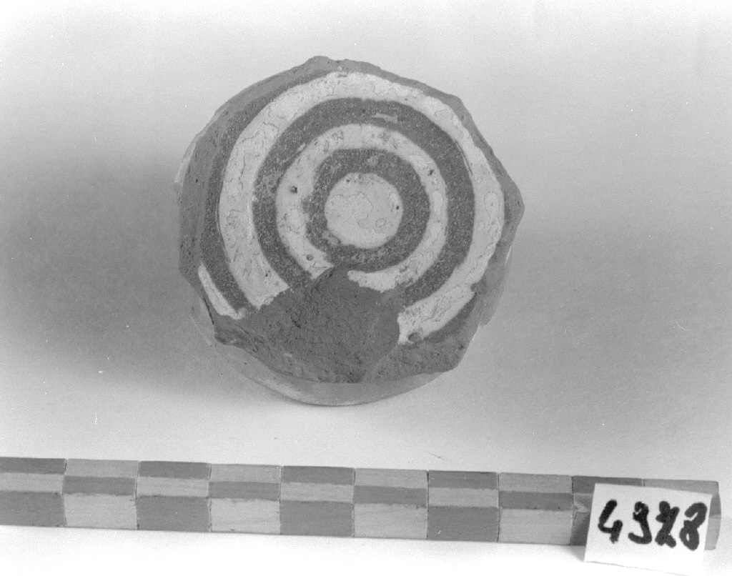 motivi decorativi (piatto, frammento) - bottega bizantina (fine/inizio secc. XII/ XIII)