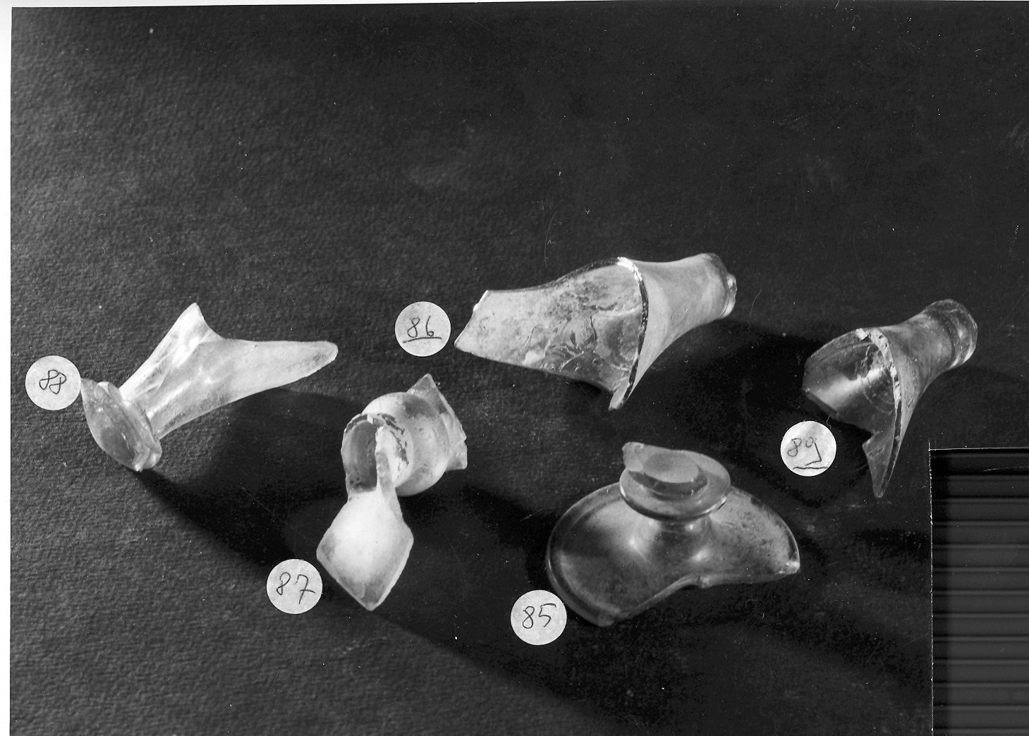 bicchiere, frammento - ambito veneto (secc. XV/ XVI)