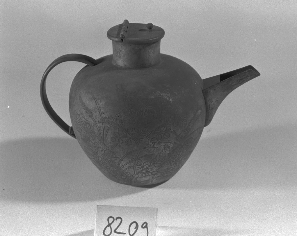 motivi decorativi floreali (bricco, opera isolata) - ambito giapponese (secc. XVII/ XIX)