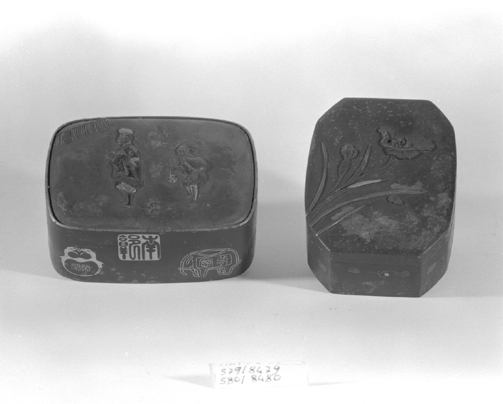 scatola, opera isolata - ambito giapponese (secc. XVII/ XIX)