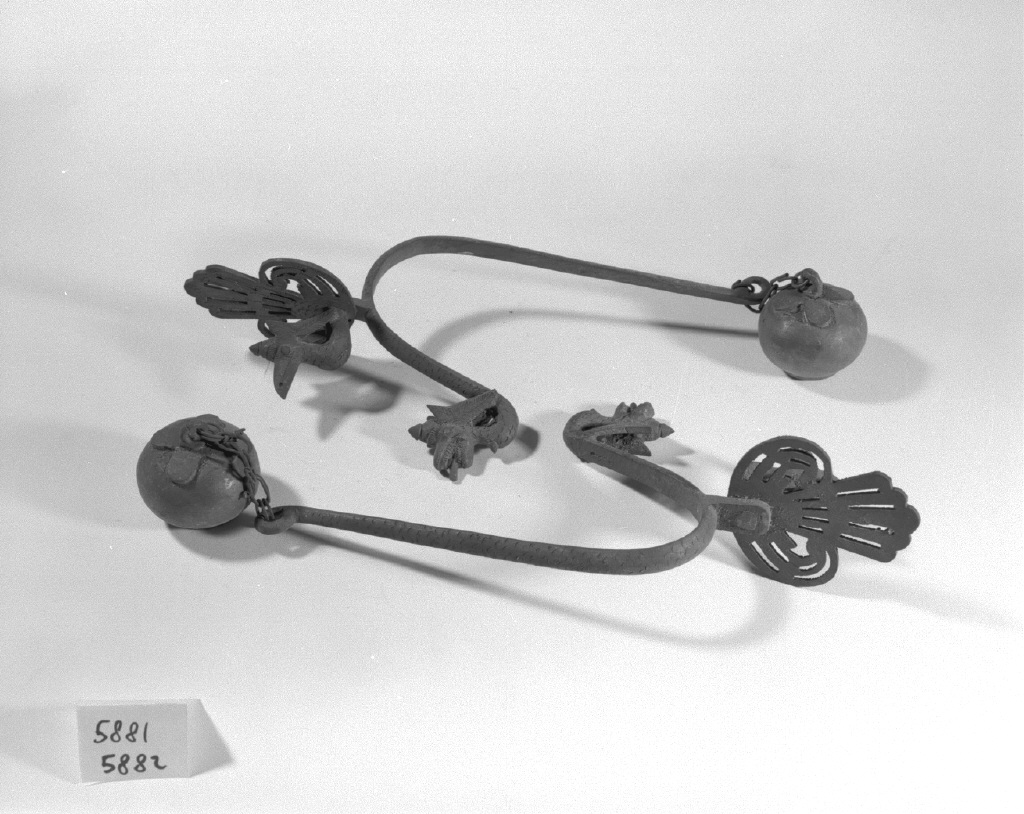 motivi decorativi (decorazione, pendant) - ambito Asia sud-orientale (sec. XIX)