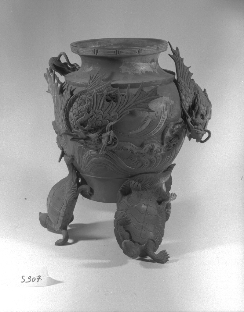 motivo decorativo zoomorfo (vaso, opera isolata) - ambito giapponese (secc. XVII/ XIX)