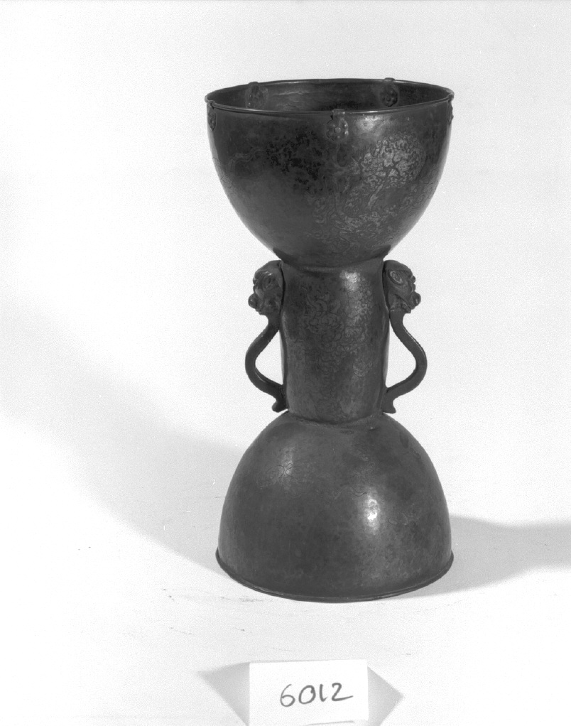 animali fantastici (calice, opera isolata) - ambito cinese (secc. XVII/ XIX)