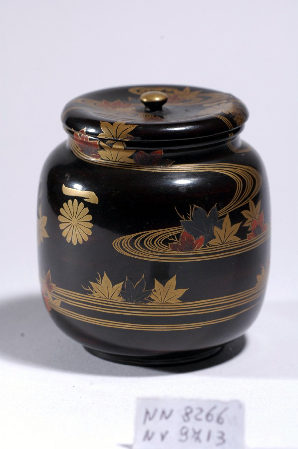 motivi decorativi floreali (braciere, opera isolata) - ambito giapponese (secc. XVII/ XIX)