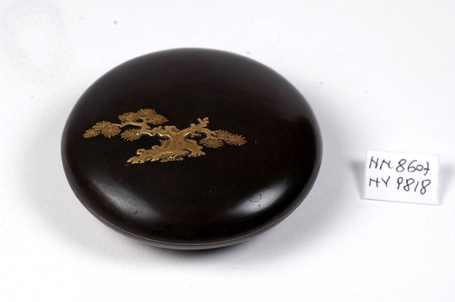 paesaggio con alberi (scatola, opera isolata) - ambito giapponese (secc. XVII/ XIX)