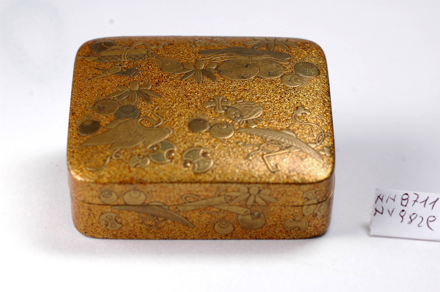 elementi decorativi (scatola, opera isolata) - ambito giapponese (secc. XVII/ XIX)