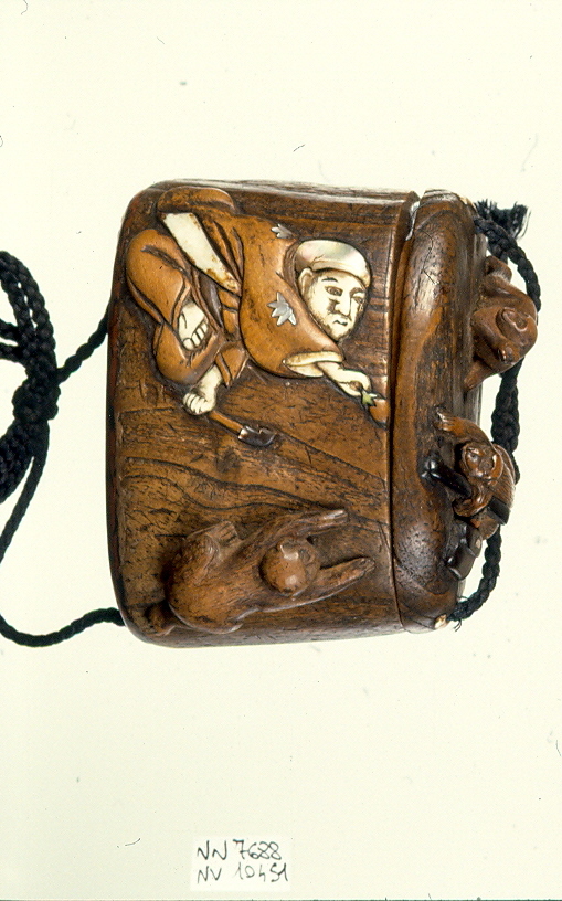 motivi decorativi (tabacchiera, opera isolata) - ambito giapponese (secc. XVII/ XIX)