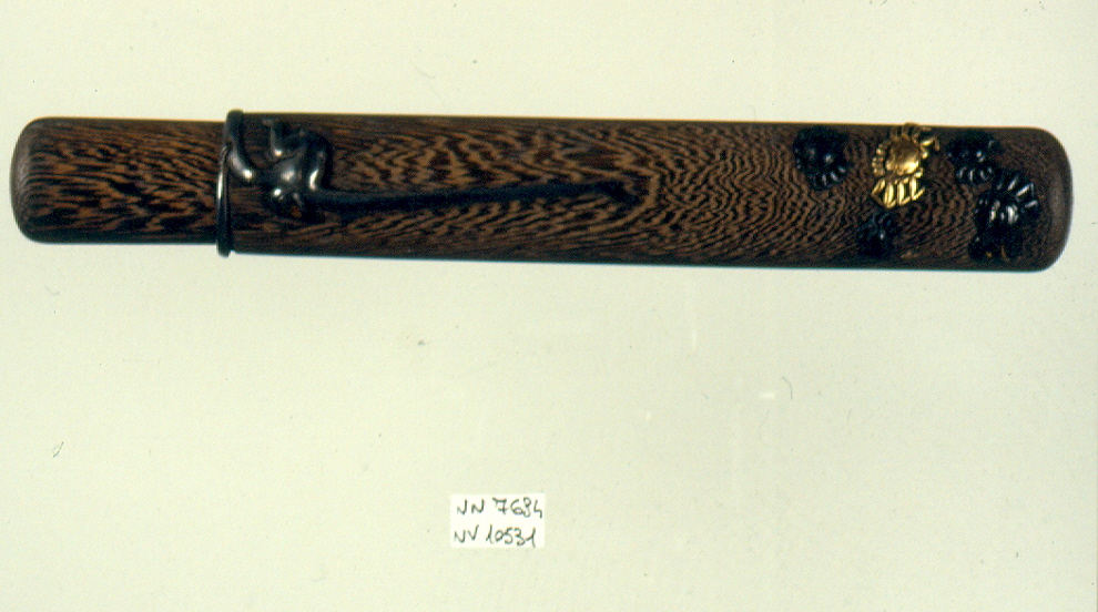 animali (custodia di pipa, opera isolata) - ambito giapponese (secc. XVII/ XIX)