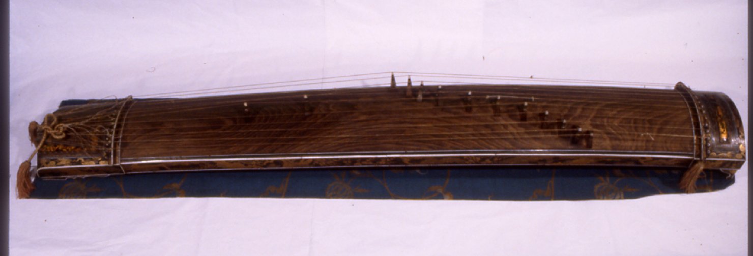 motivi decorativi (cetra, opera isolata) - ambito giapponese (secc. XVII/ XIX)