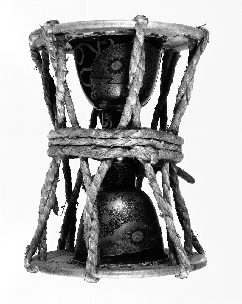 motivi decorativi floreali (tamburo, opera isolata) - ambito giapponese (secc. XVII/ XIX)