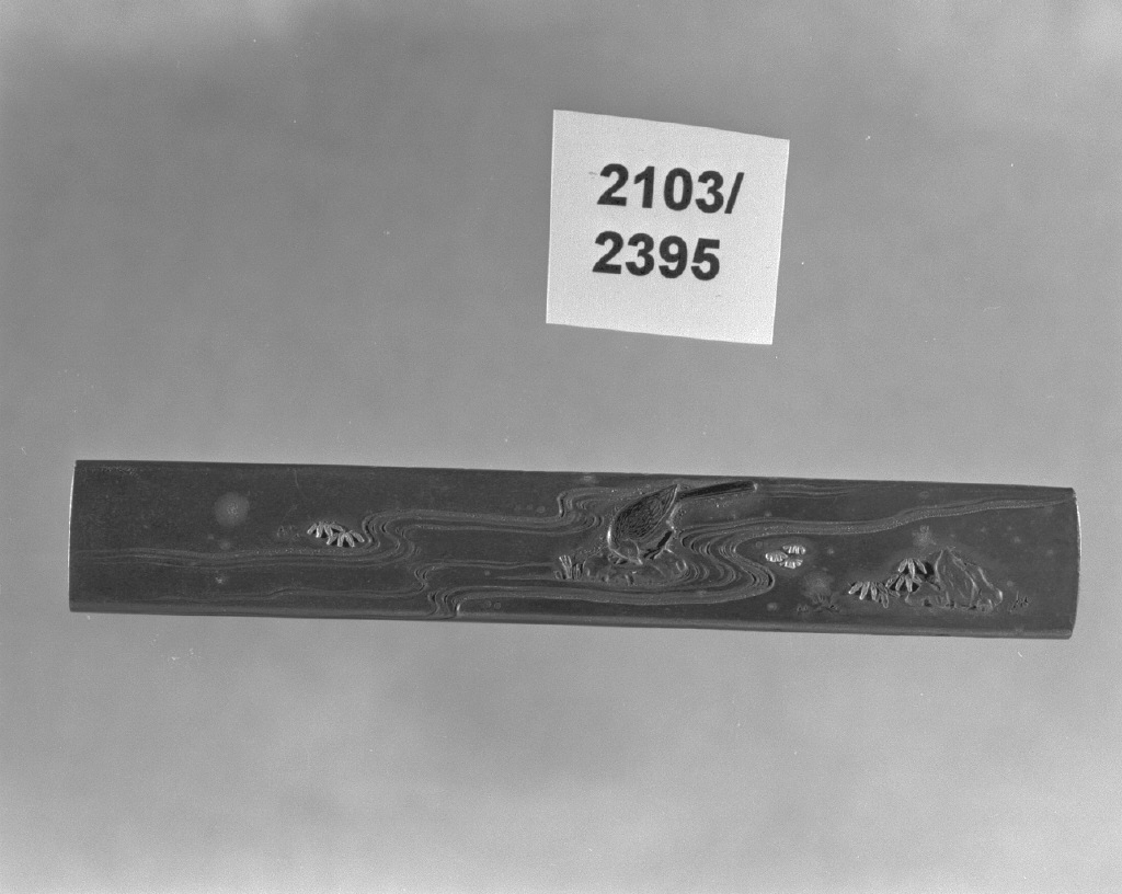 paesaggio con uccelli (impugnatura di arma bianca, elemento d'insieme) di Ichiyosai Hironao (secc. XVI/ XIX)