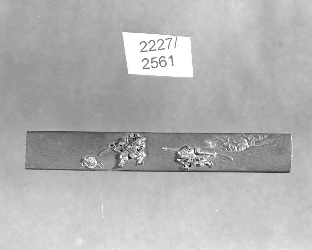 guerriero (impugnatura di arma bianca, elemento d'insieme) di Ishiguro Masayoshi (secc. XVI/ XIX)