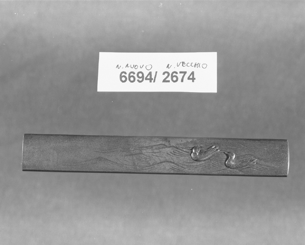 elementi decorativi (impugnatura di arma bianca, opera isolata) - ambito giapponese (secc. XVI/ XIX)