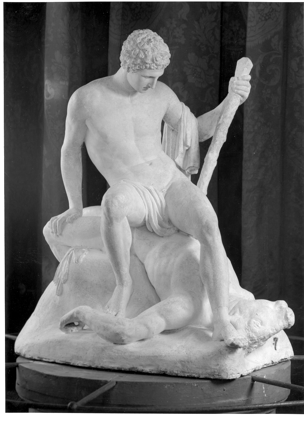 Teseo uccide il minotauro (gruppo scultoreo, opera isolata) di Canova Antonio (secc. XVIII/ XIX)
