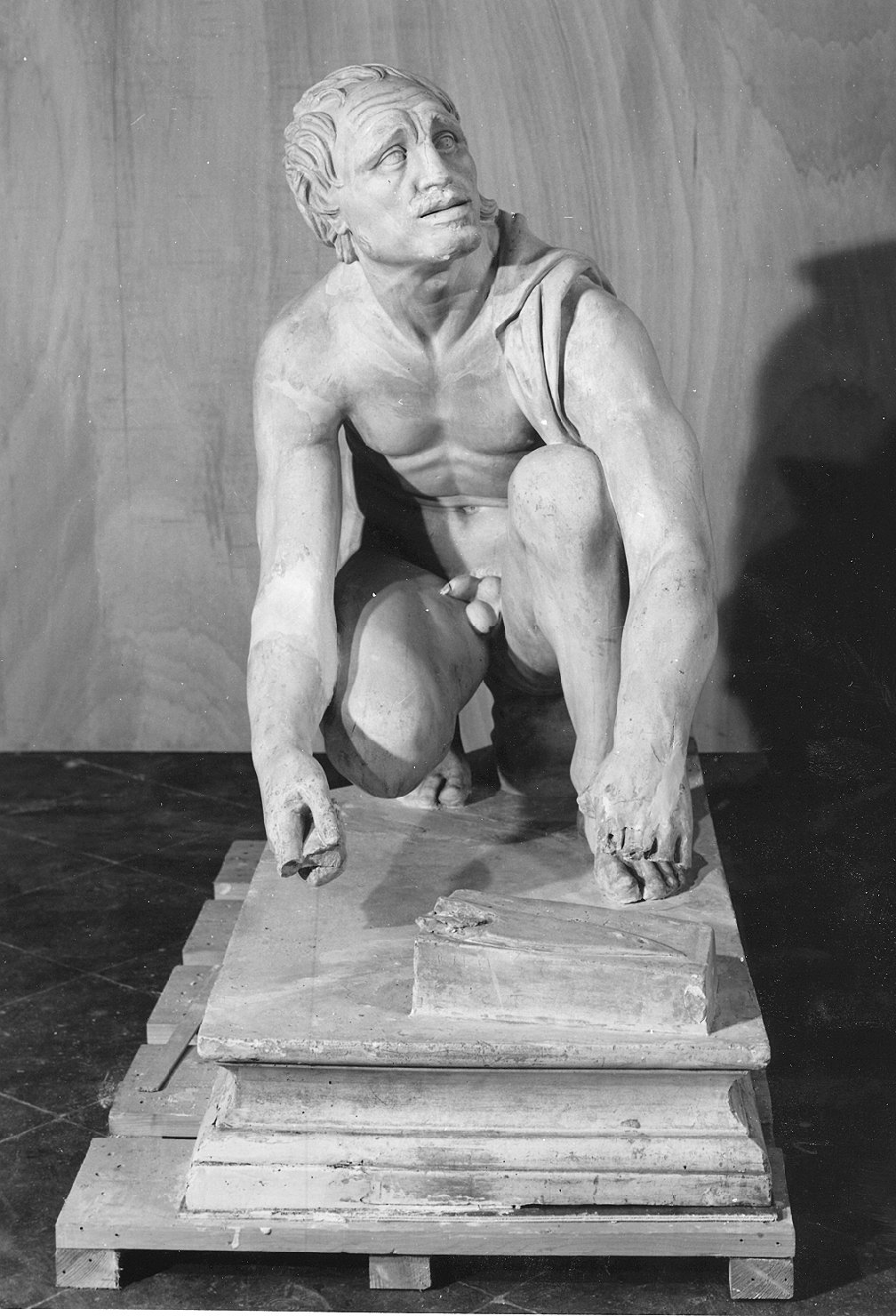 figura maschile (calco di scultura, opera isolata) - ambito greco (sec. XIX)