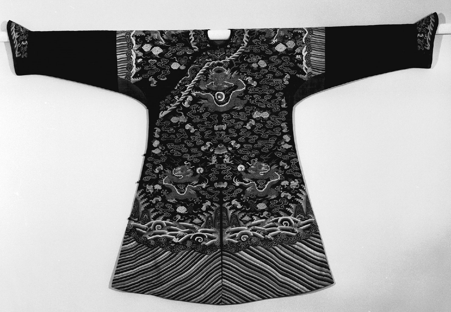 motivi decorativi (abito, opera isolata) - manifattura cinese (secc. XVII/ XX)