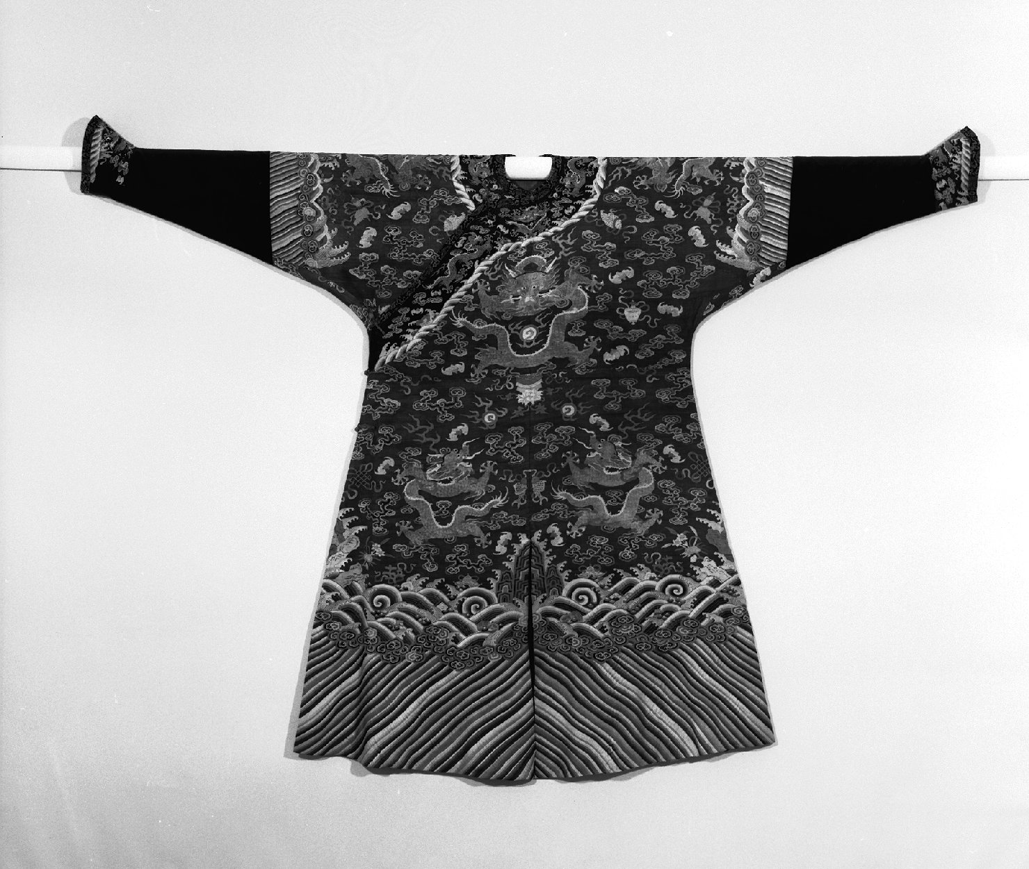 motivi decorativi (abito, opera isolata) - manifattura cinese (secc. XVII/ XX)