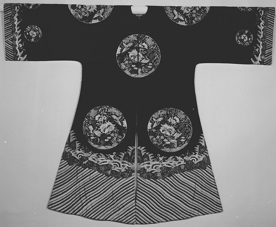 motivi decorativi a medaglioni (abito, opera isolata) - manifattura cinese (secc. XVII/ XX)