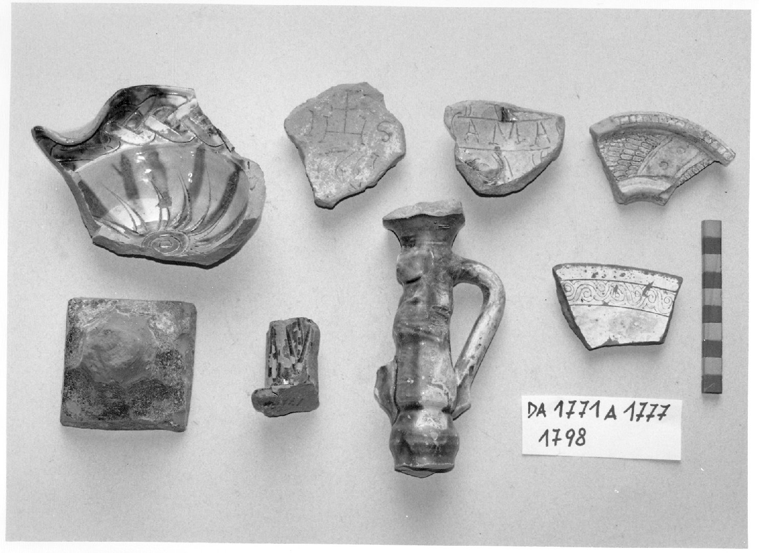 capitello, frammento - ambito veneto (sec. XV)